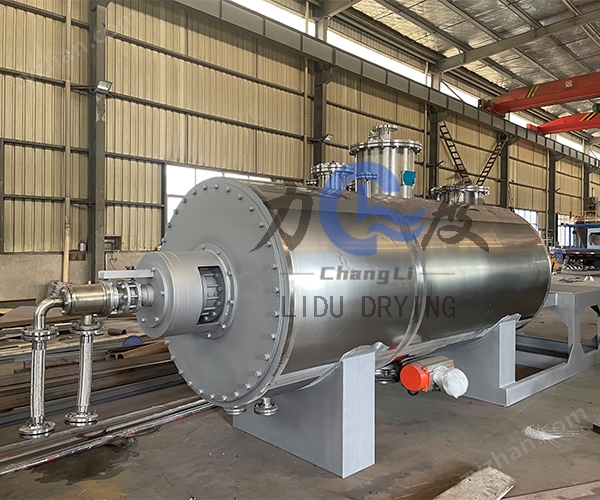 <strong>阻燃劑耙式真空干燥機</strong>3.jpg <strong>阻燃劑耙式真空干燥機</strong>3.jpg