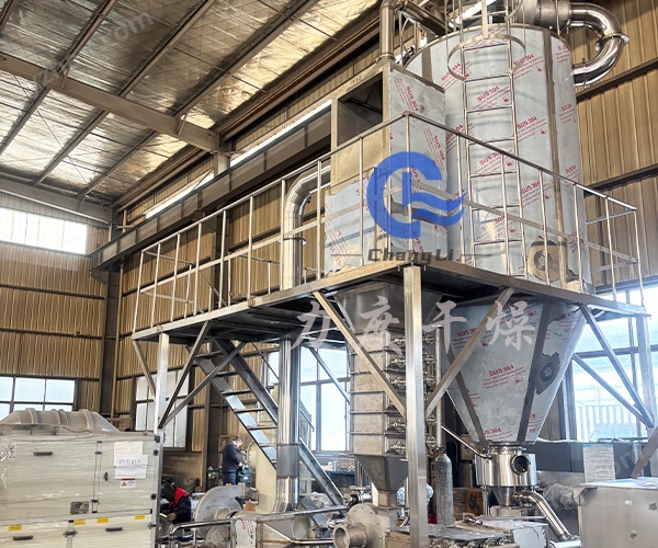 駝奶1.jpg 力度干燥——駝奶粉噴霧造粒機!